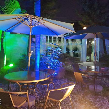 Gardensuite Hotel Anunas Bagian luar foto