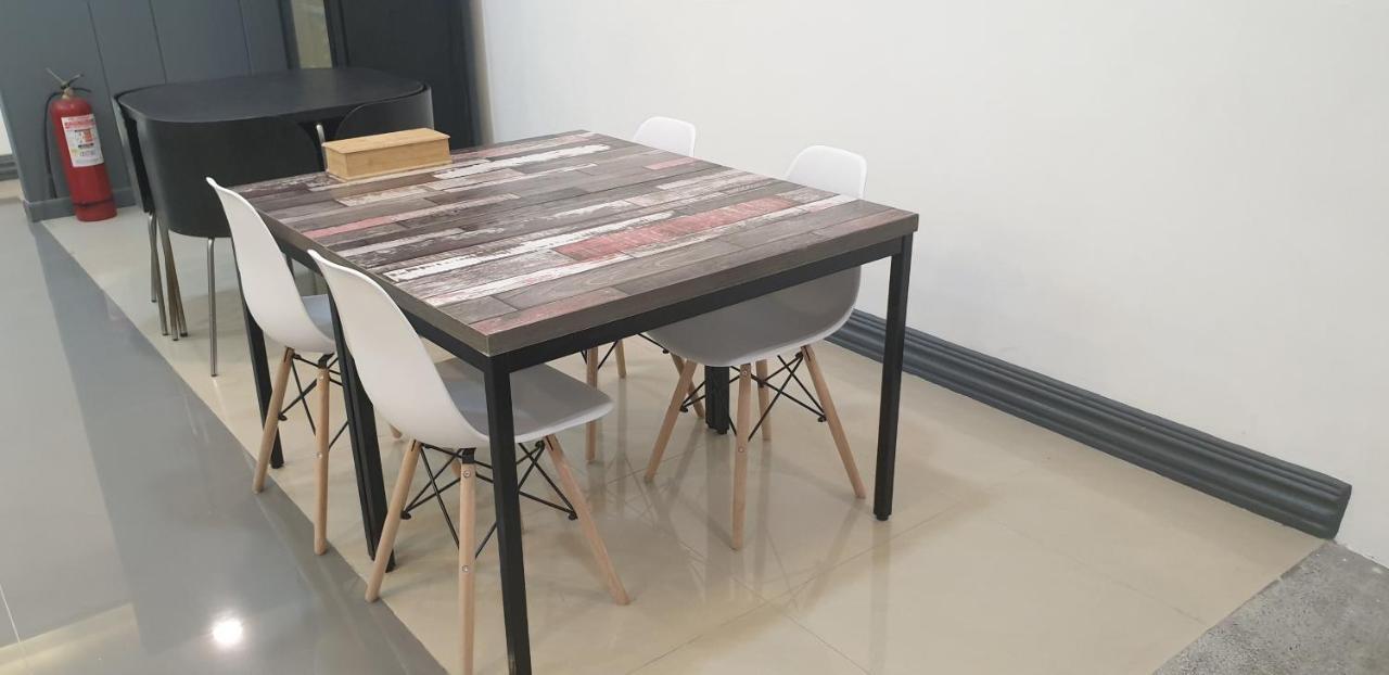 Gardensuite Hotel Anunas Bagian luar foto